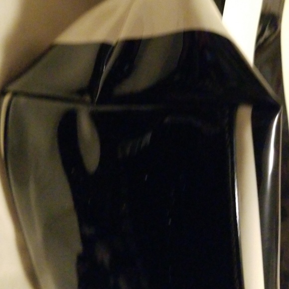 Kate Spade Penn Valley Sophie Patent - Picture 5 of 8